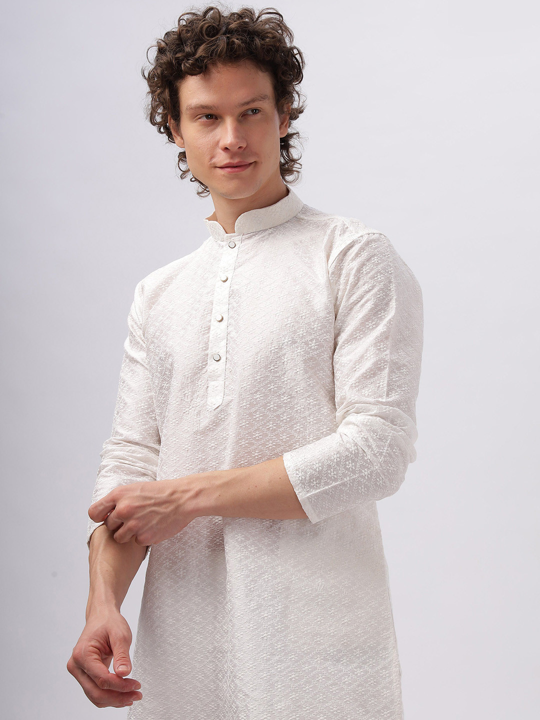 Anouk Men Geometric Embroidery Knee Length Straight Kurta