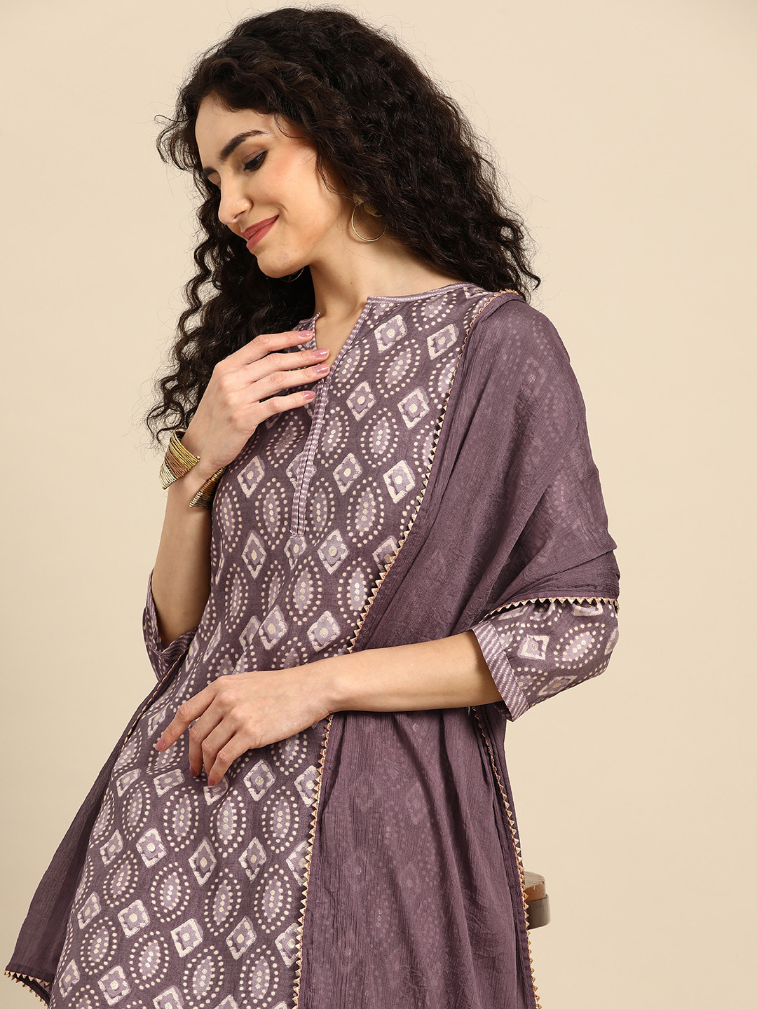 Anouk Ethnic Motifs Foil Printed Kurta With Trousers & Dupatta