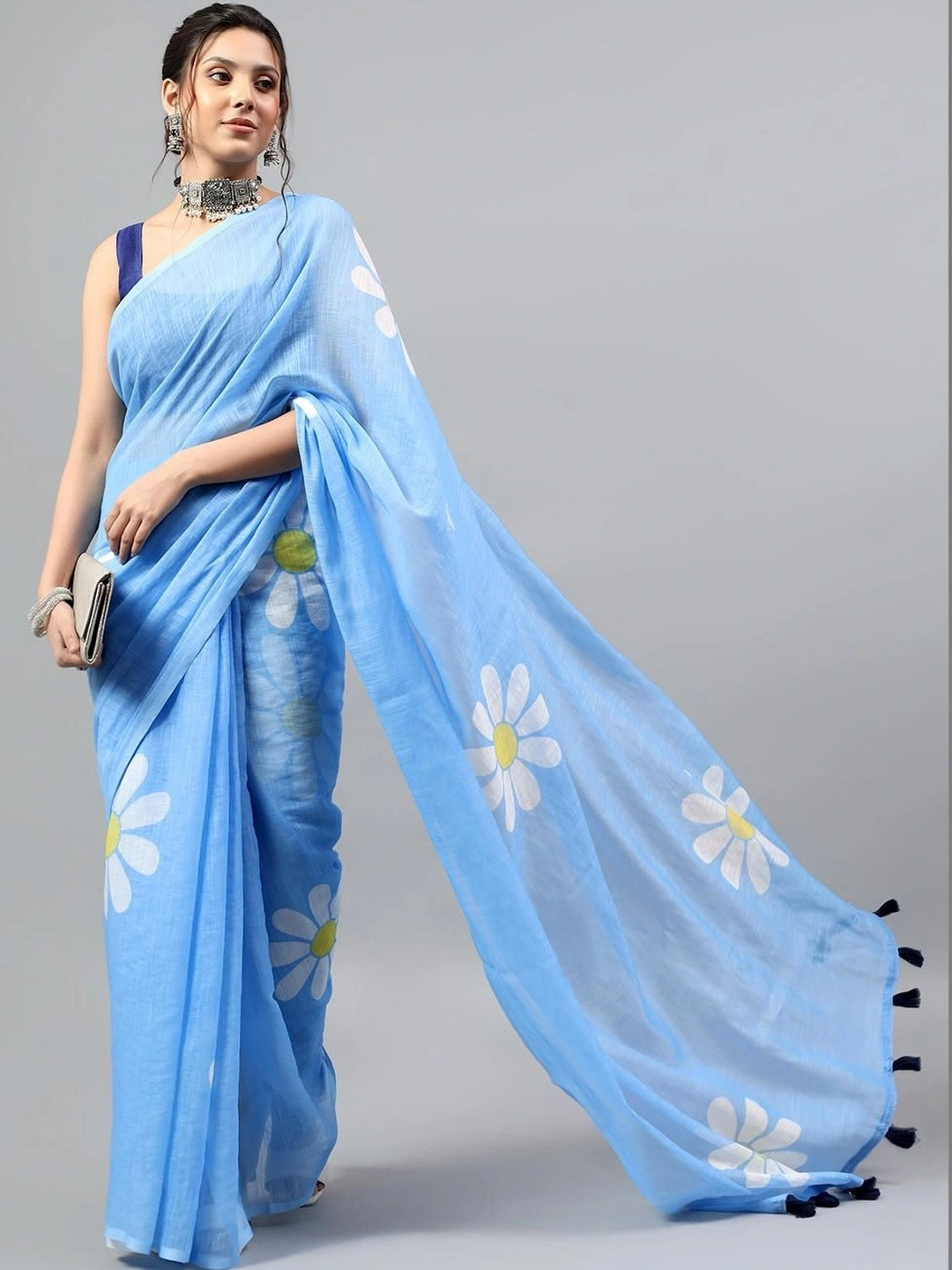 Pixie lane Floral Linen Blend Belted Saree