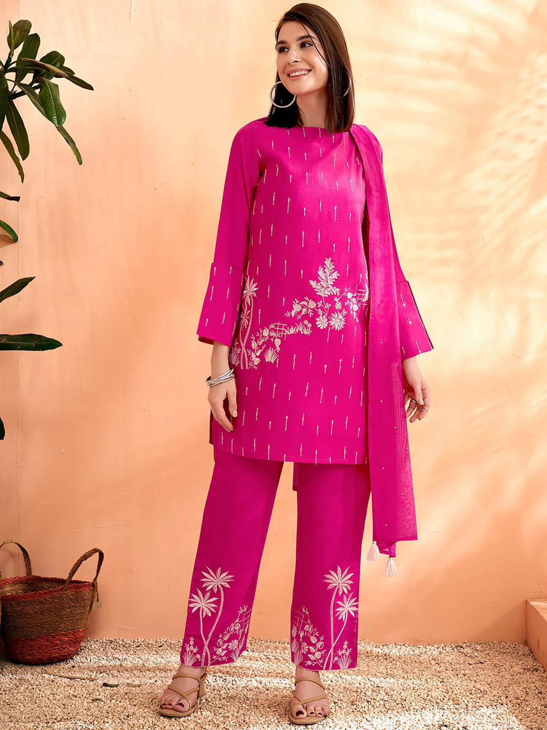 Anouk Fuchsia Ethnic Motifs Embroidered Thread Work Straight Kurta With Trousers &Dupatta