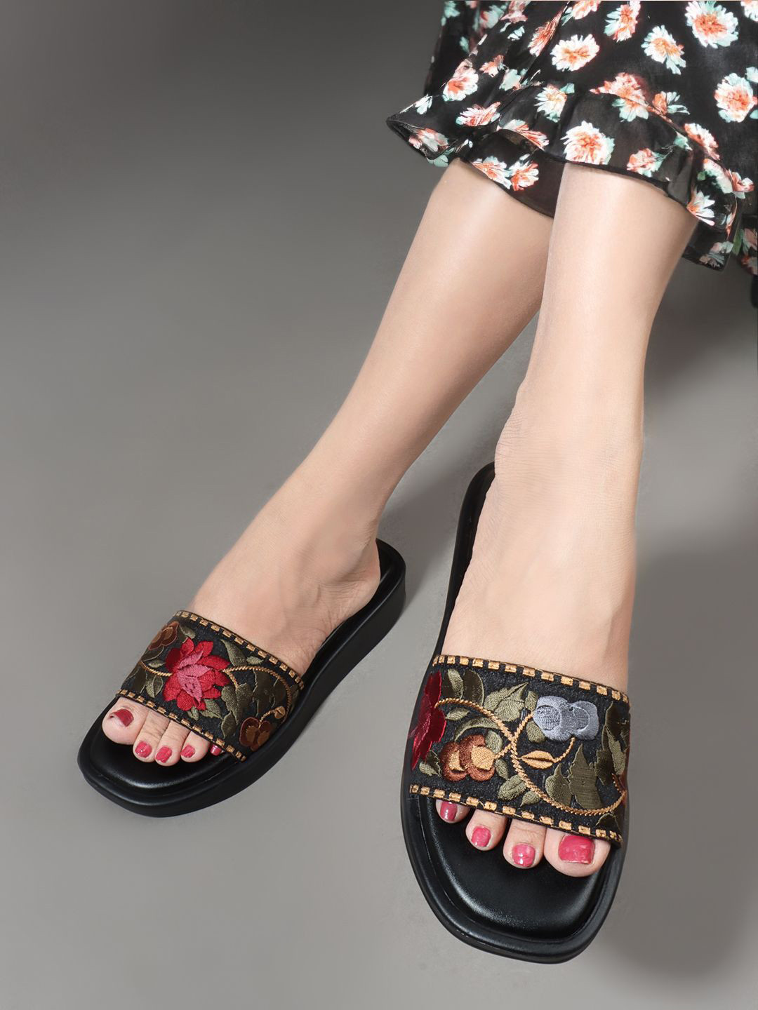 Anouk Women Embellished Ethnic Open Toe Flats