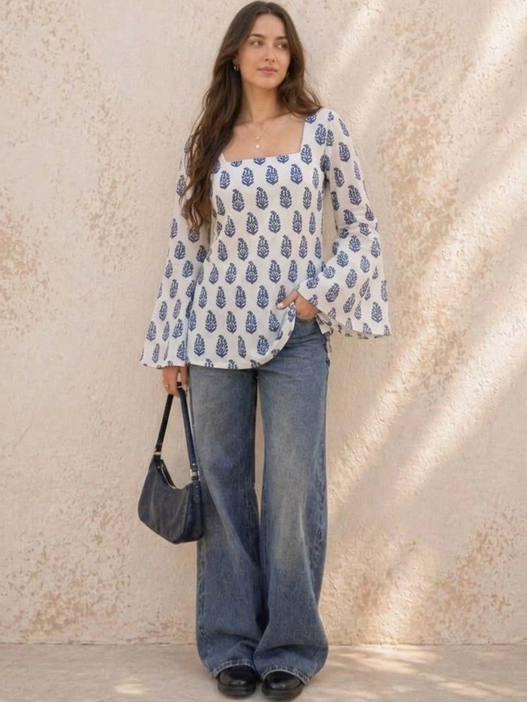 ARIHANT CREATIONS Ethnic Motifs Printed Square Neck Flared Sleeves Kurti