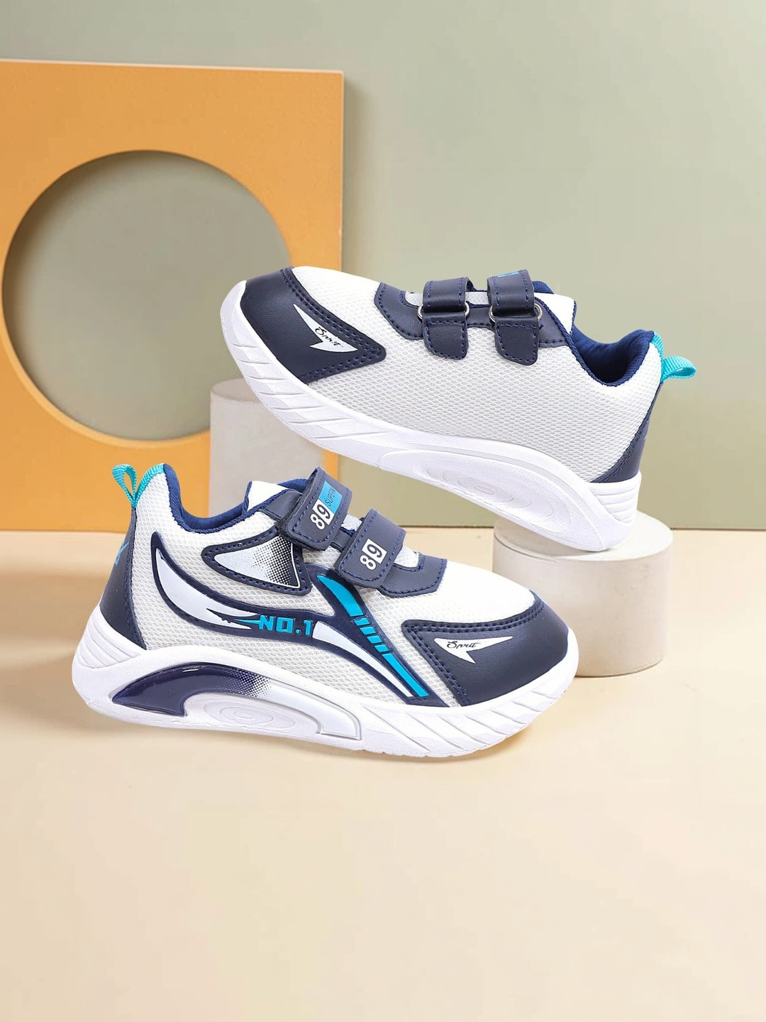 MUKUNDU Unisex Kids Colourblocked Sneakers