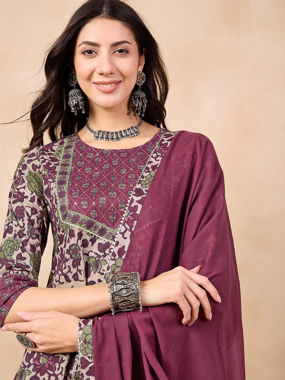 Anouk Women Floral Printed Pure Cotton Straight Kurta & Trousers With Dupatta