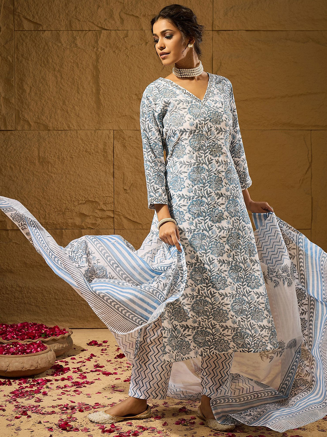 Anouk Floral Printed Pure Cotton Kurta with Trousers & Dupatta
