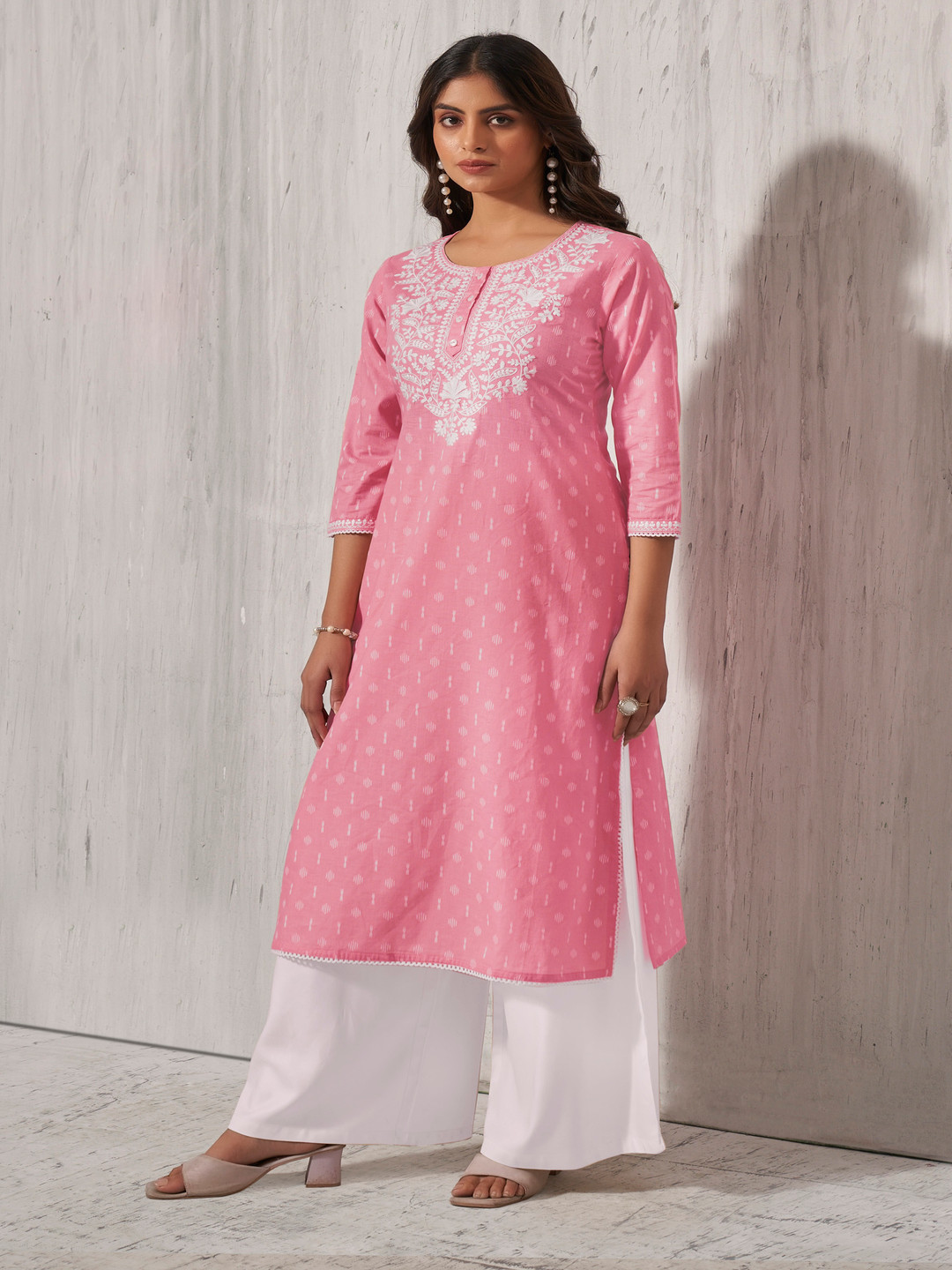 Anouk Pink & White Floral Embroidered Round Neck Straight Kurta