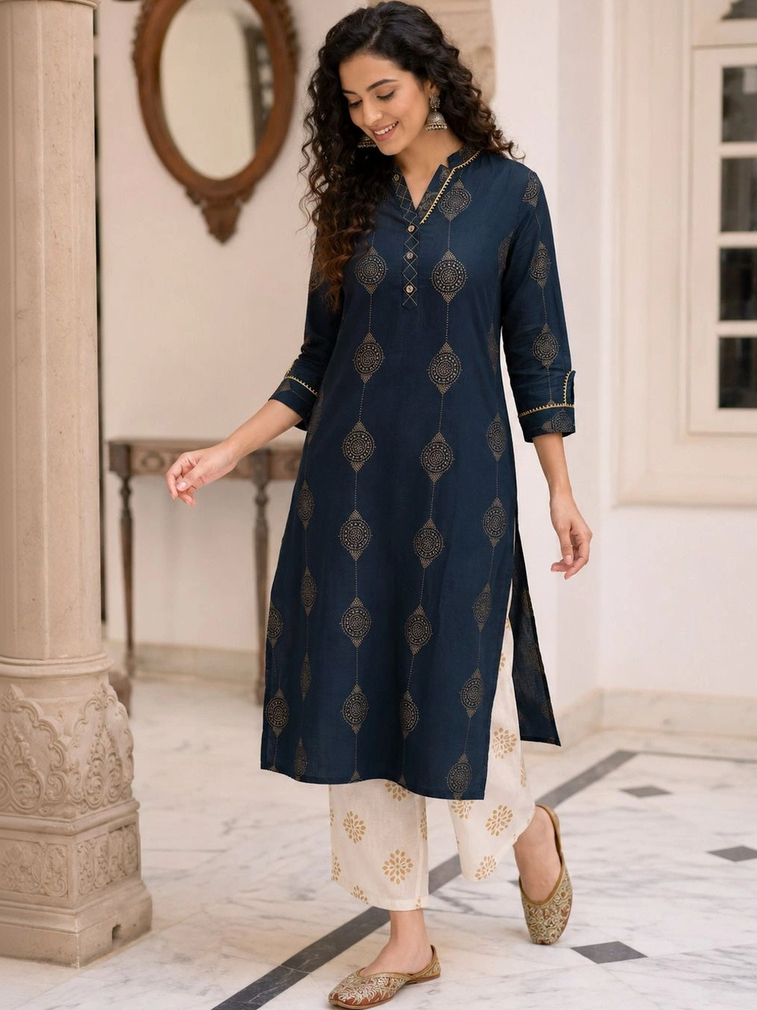 VASTROOP Women Ethnic Motifs Printed Regular Kurta with Palazzos