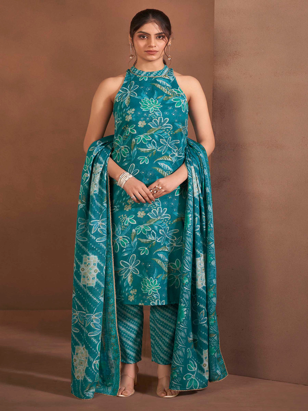 Anouk Floral Printed Round Neck Straight Kurta with Trousers And Dupatta