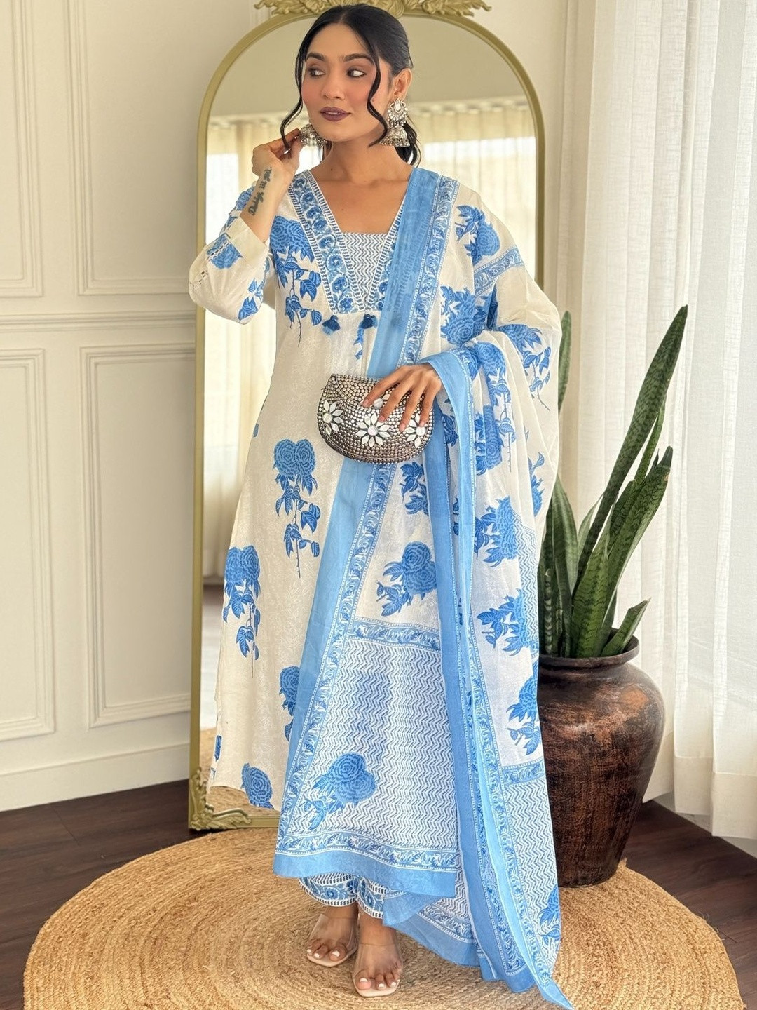 Anouk Women Floral Printed Regular Pure Cotton Kurta with Trousers & With Dupatta