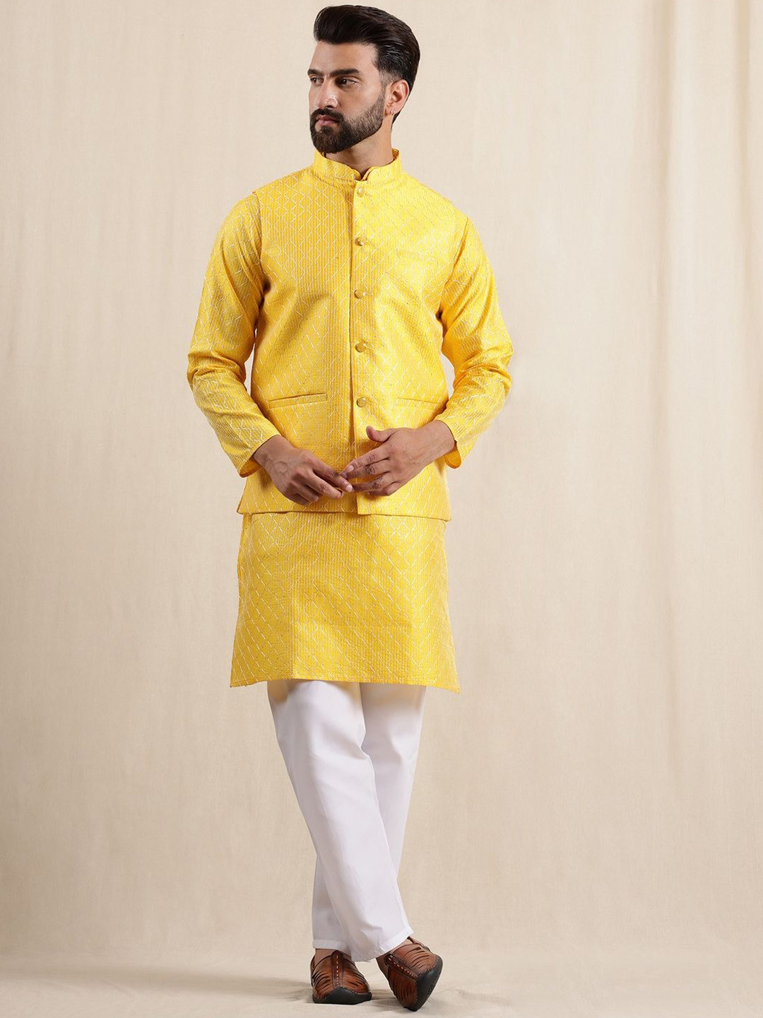 Anouk Men Embroidered Regular Kurta with Pyjama & Nehru Jacket