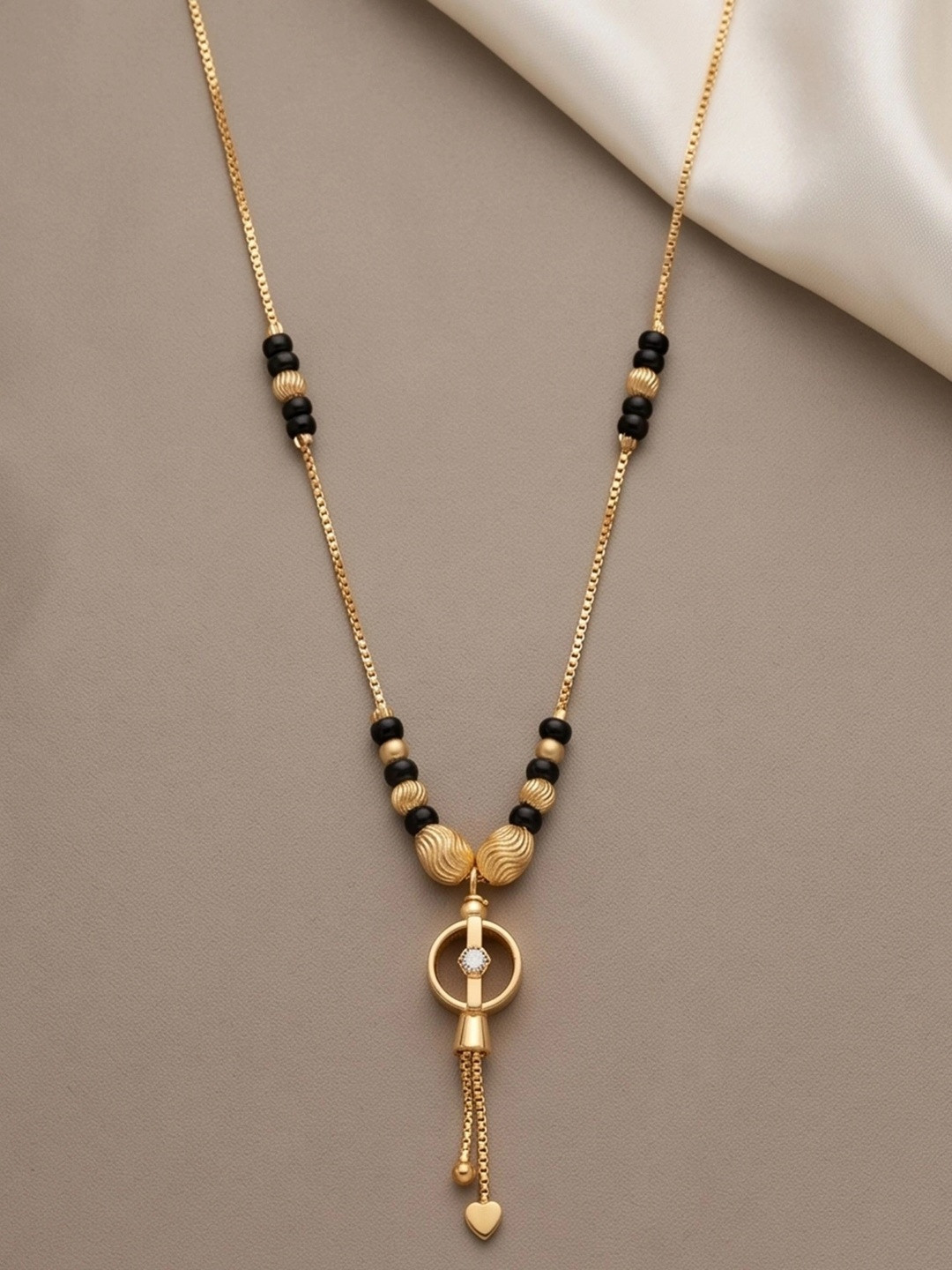 Bagdo Gold-Plated Artificial Stones and Beads Mangalsutra