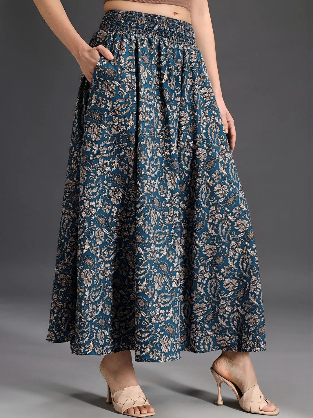 NEXSUS Women Paisley Printed Ethnic Palazzos