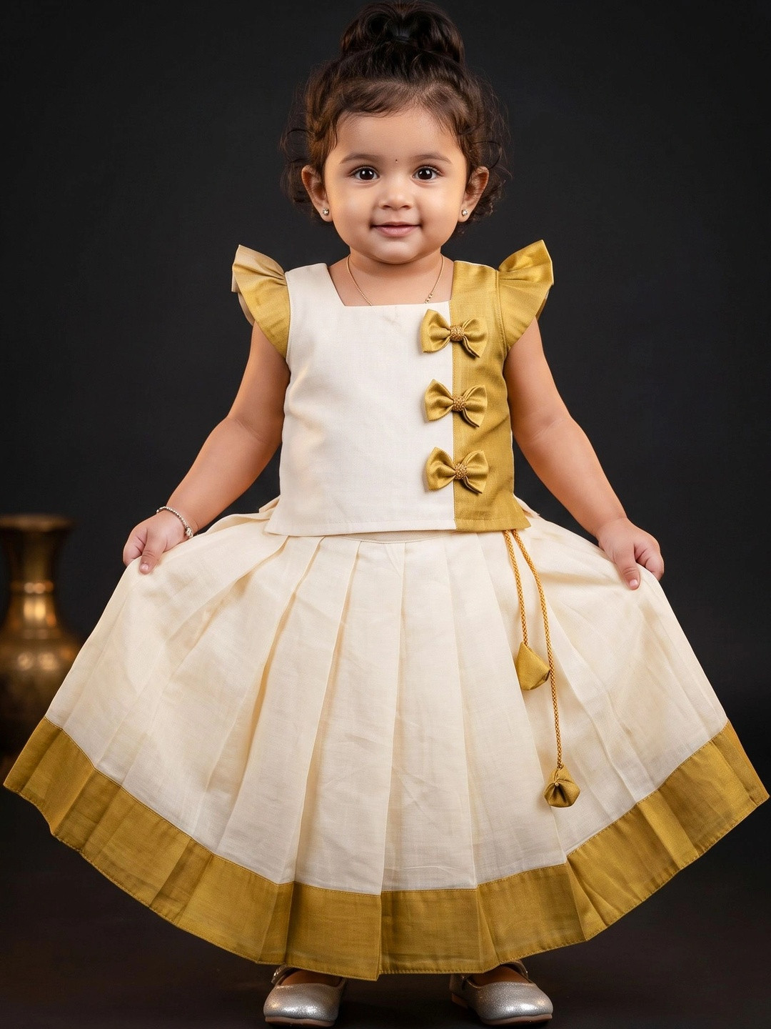 STANWELLS KIDS Girls Embellished Ready to Wear Lehenga &