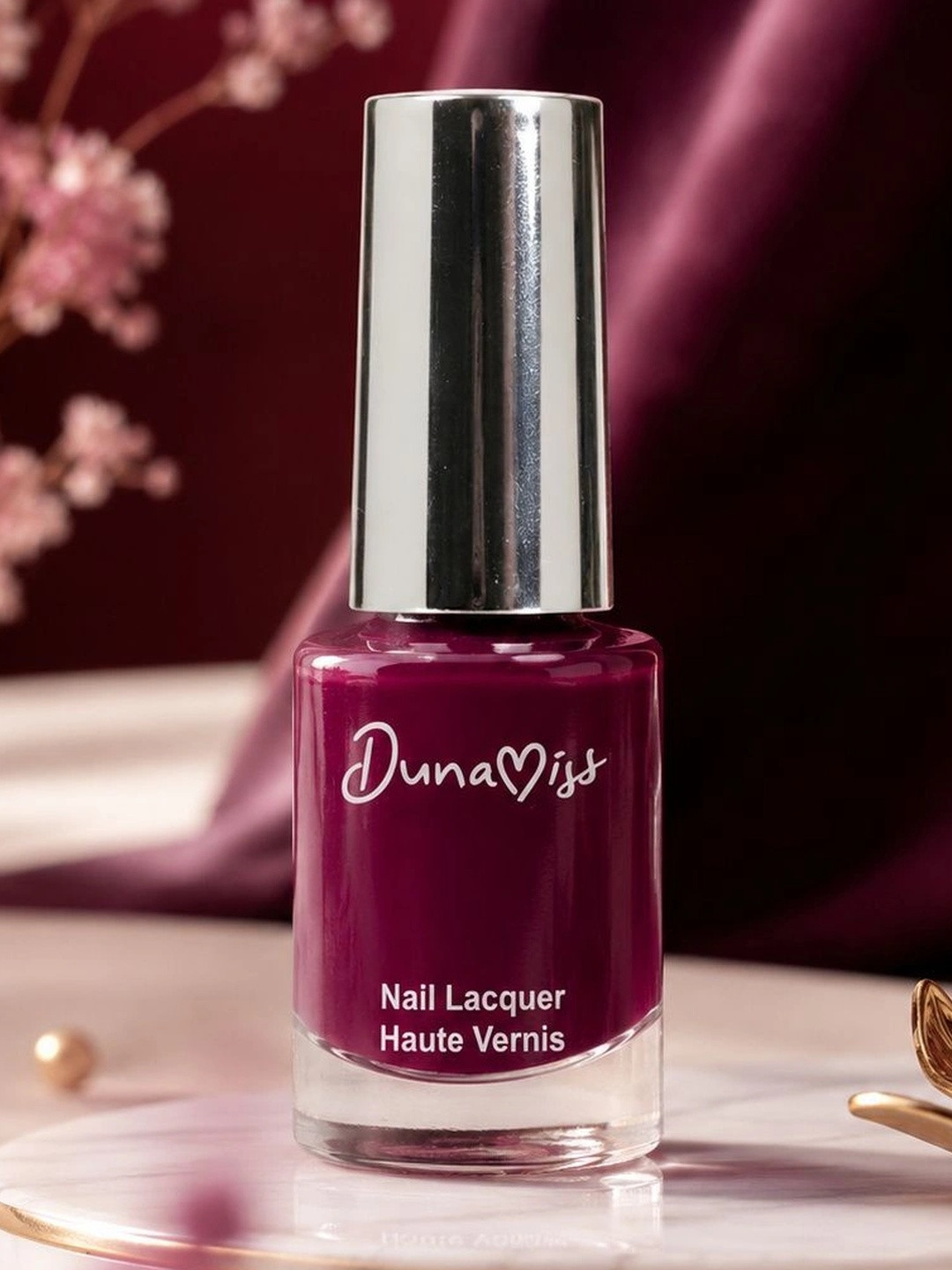 Dunamiss Cosmetics Long Lasting Vitamin E Nail Lacquer Berry Mood Vibrant Colour 6 ml