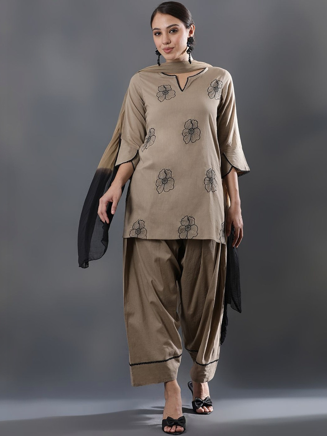 Anouk Women Cotton Printed Straight Kurti Farshi Salwar with Dupatta