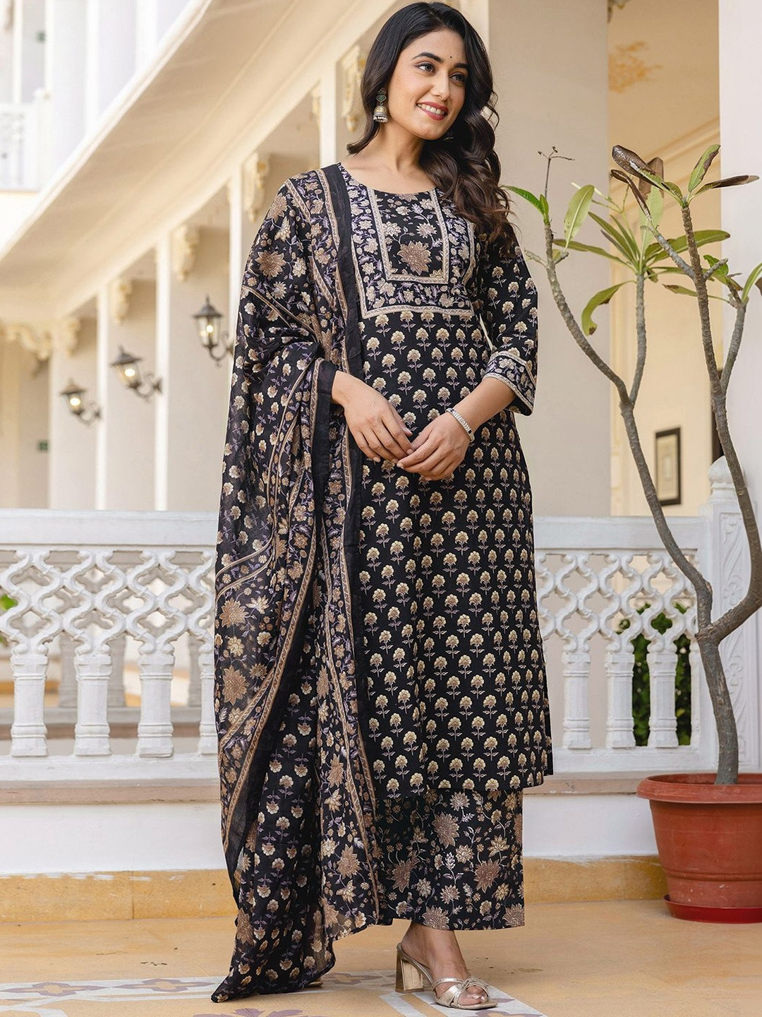 Anouk Mirage Women Floral Printed Regular Kurta with Palazzos & With Dupatta