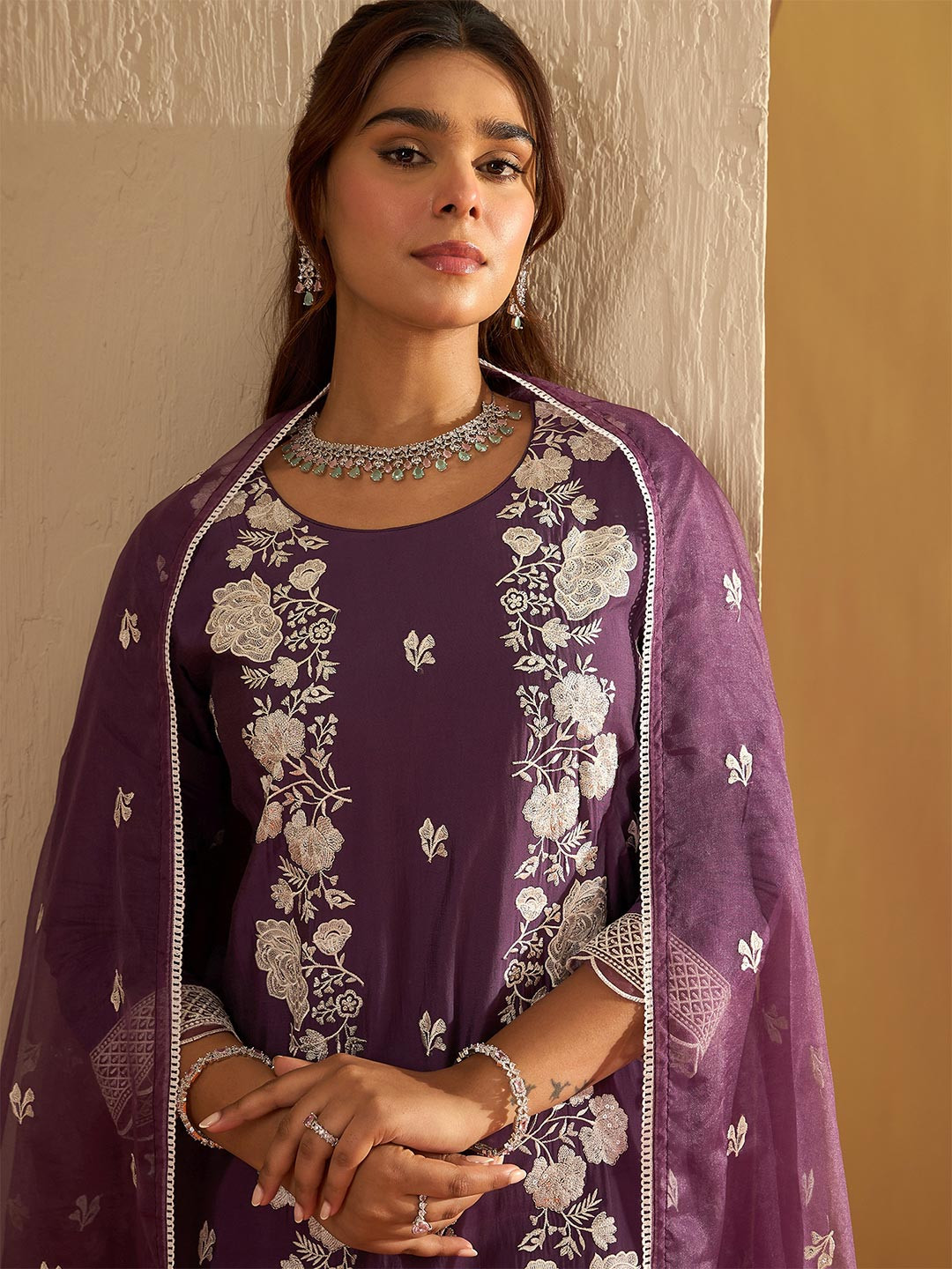 Anouk Women Floral Embroidered Thread Work Kurta with Trousers & Dupatta