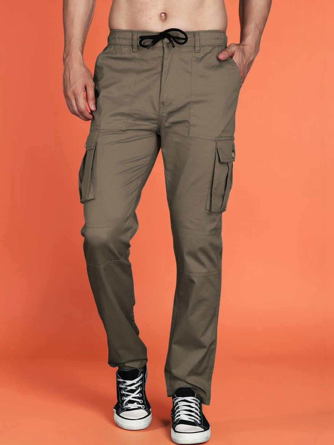 Roadster Men Relaxed Straight Leg Easy Wash Cargos Trousers