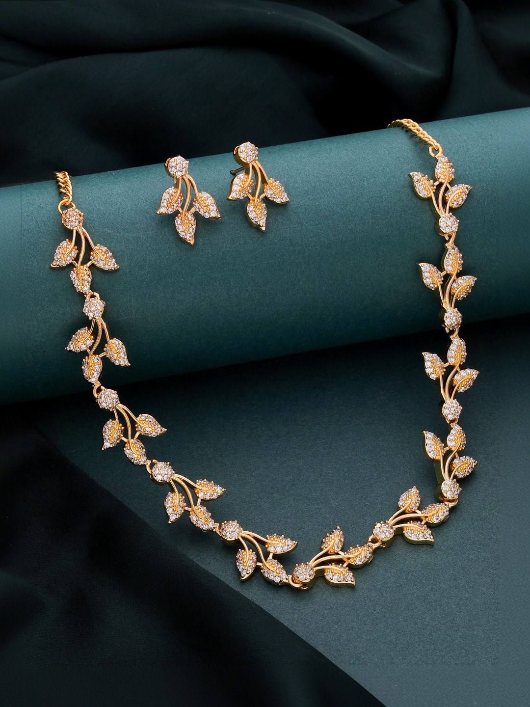 Anouk Gold Plated American Diamond Studded Jewellery Set