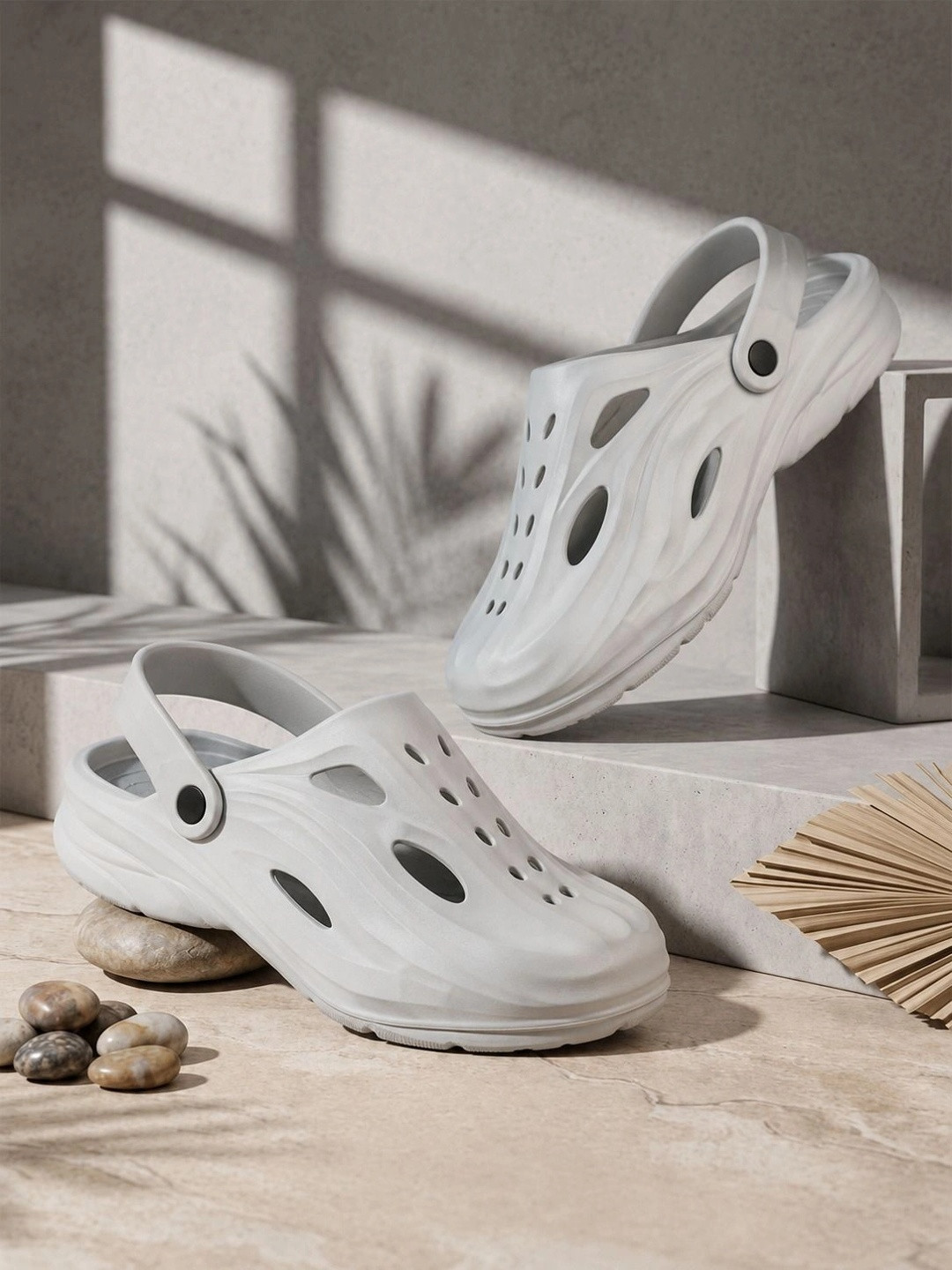 IMPAKTO Men Outdoor Waterproof Clogs Grey