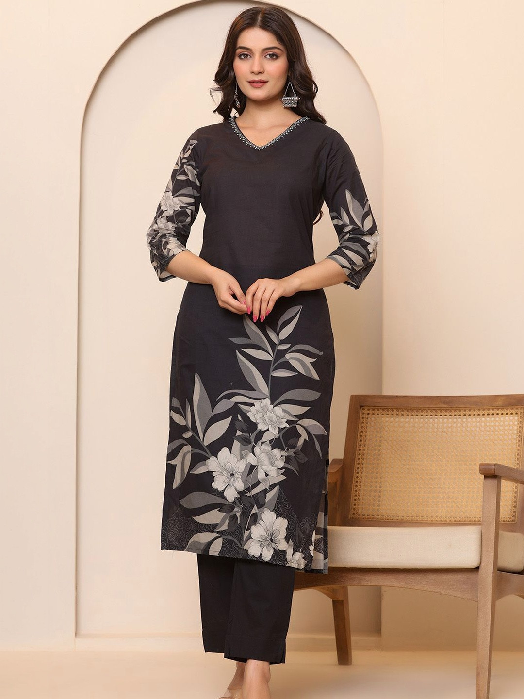 Anouk Women Floral Printed Regular Pure Cotton Kurta with Trousers & With Dupatta