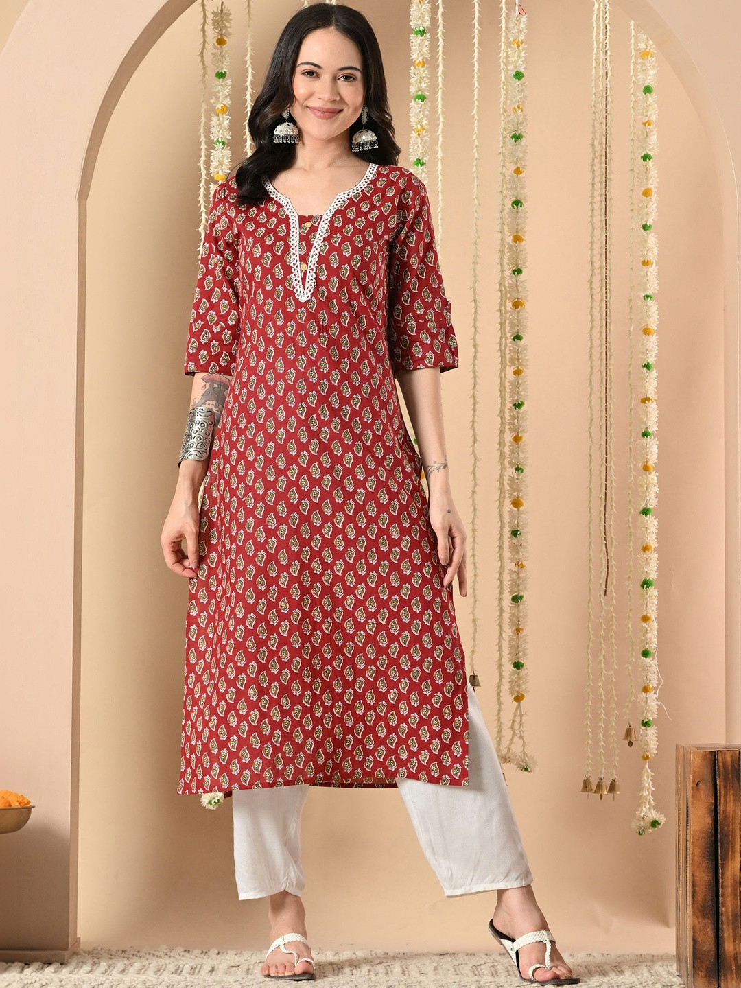 Anouk Women Floral Printed Sequinned Kurta