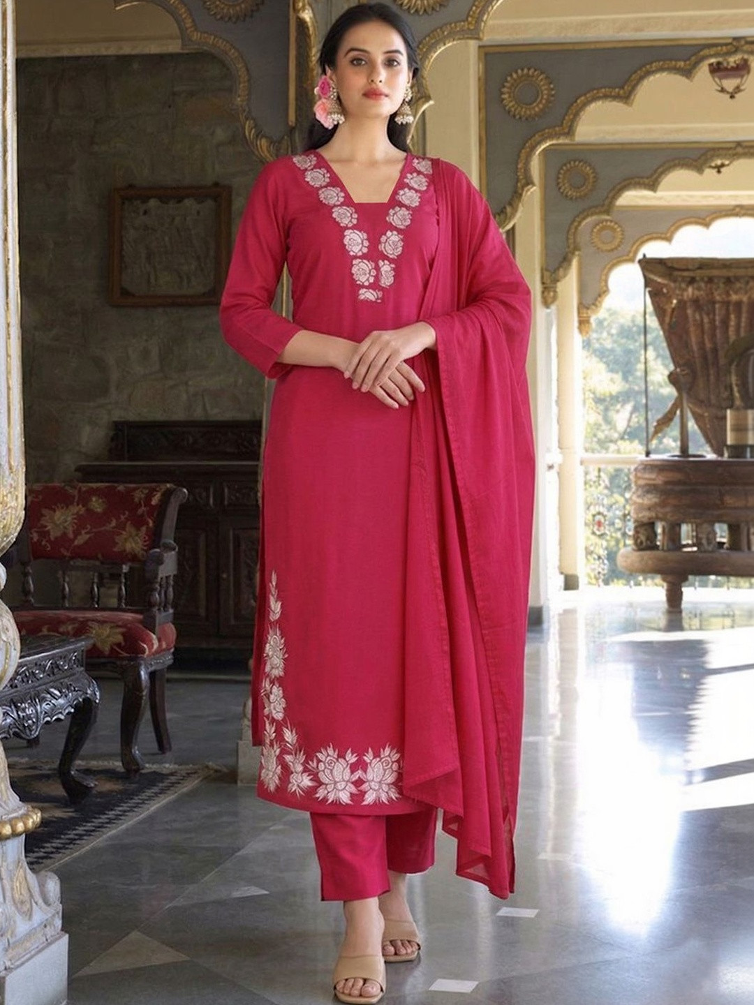 Anouk Women Printed Regular Kurta with Trousers & With Dupatta