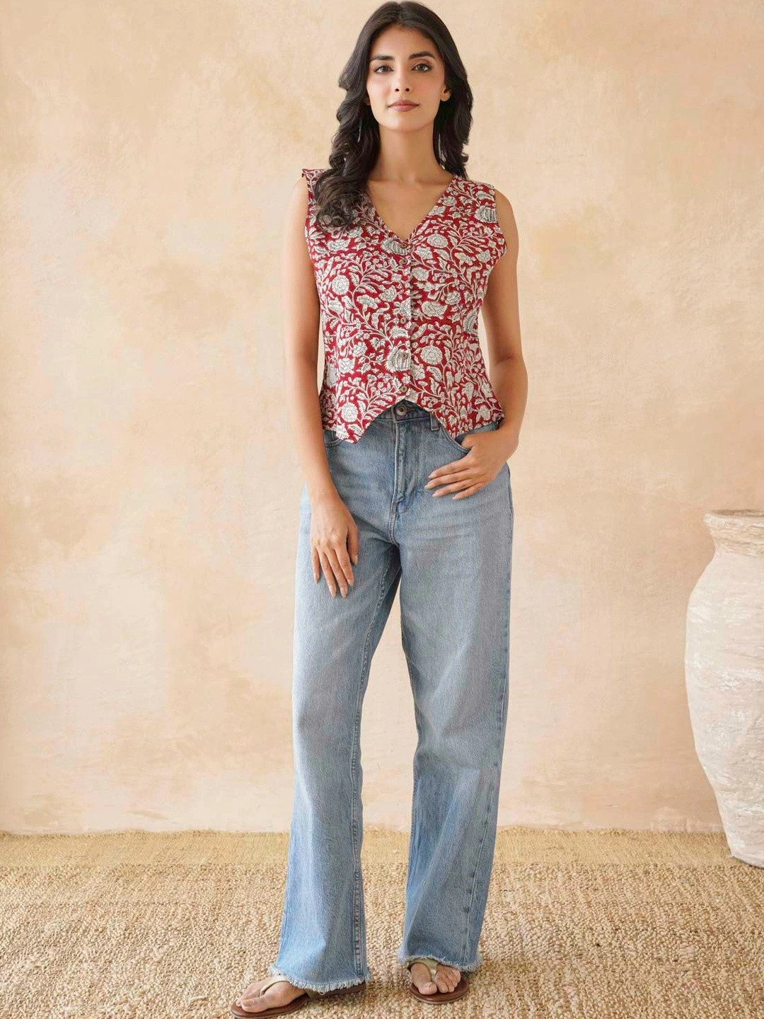 GOODHAND Floral Print Cotton Top