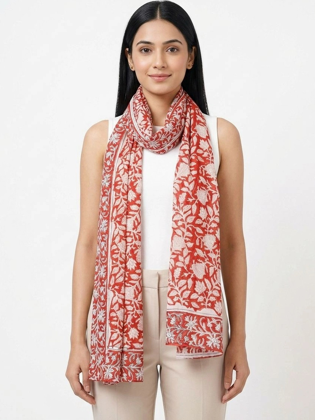 Ravaiyaa Women Floral Printed Scarf