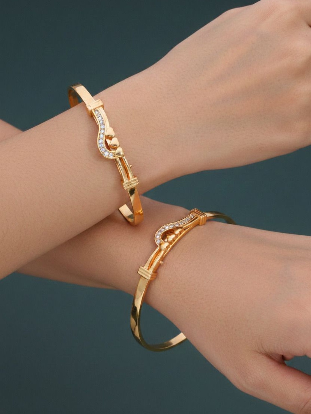 Anouk Gold-Plated American Diamond Bangles
