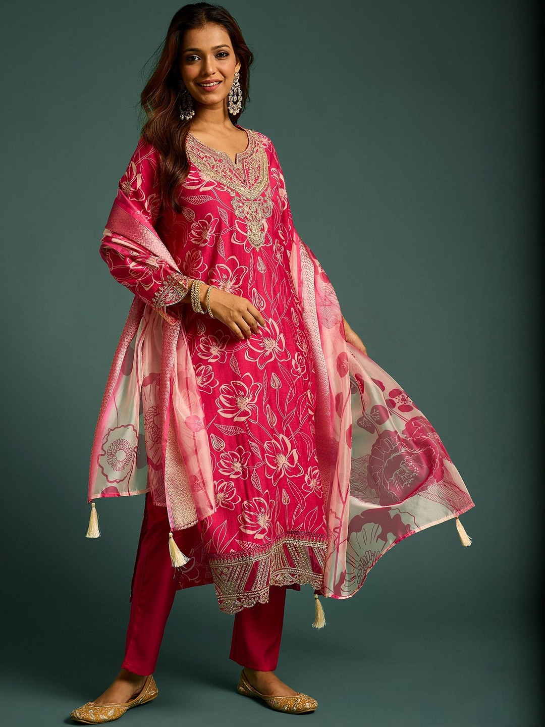 Anouk Women Floral Printed Regular Thread Work Kurta with Trousers & With Dupatta
