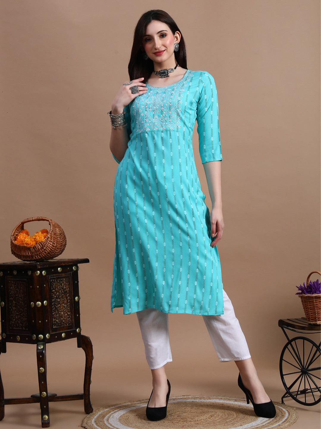 Anouk Mirage Women Ethnic Motifs Embroidered Gotta Patti Kurta