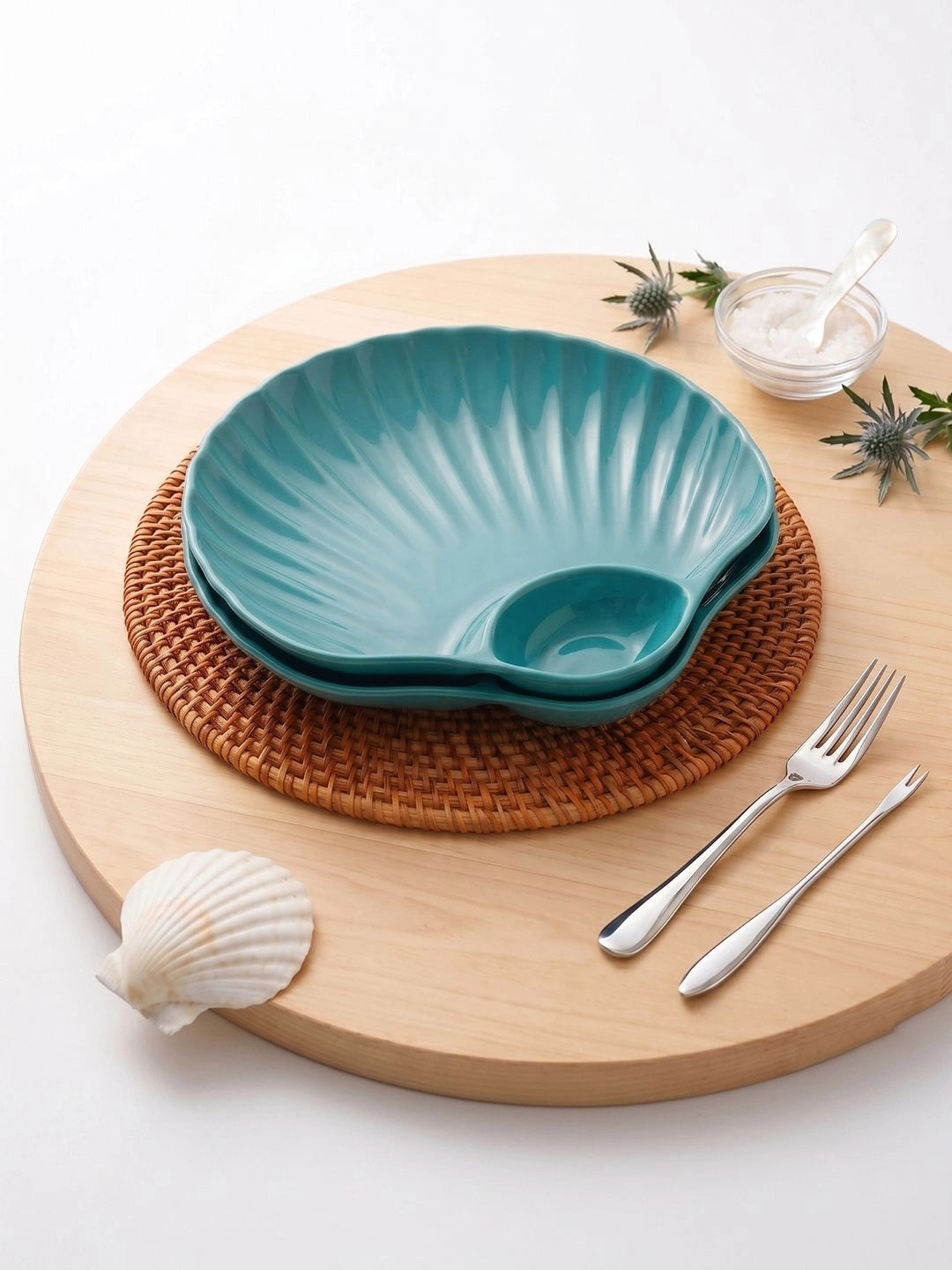 YELONA Green 2 Pieces Textured Glossy Bamboo Dishwasher and Microwave Safe Plates
