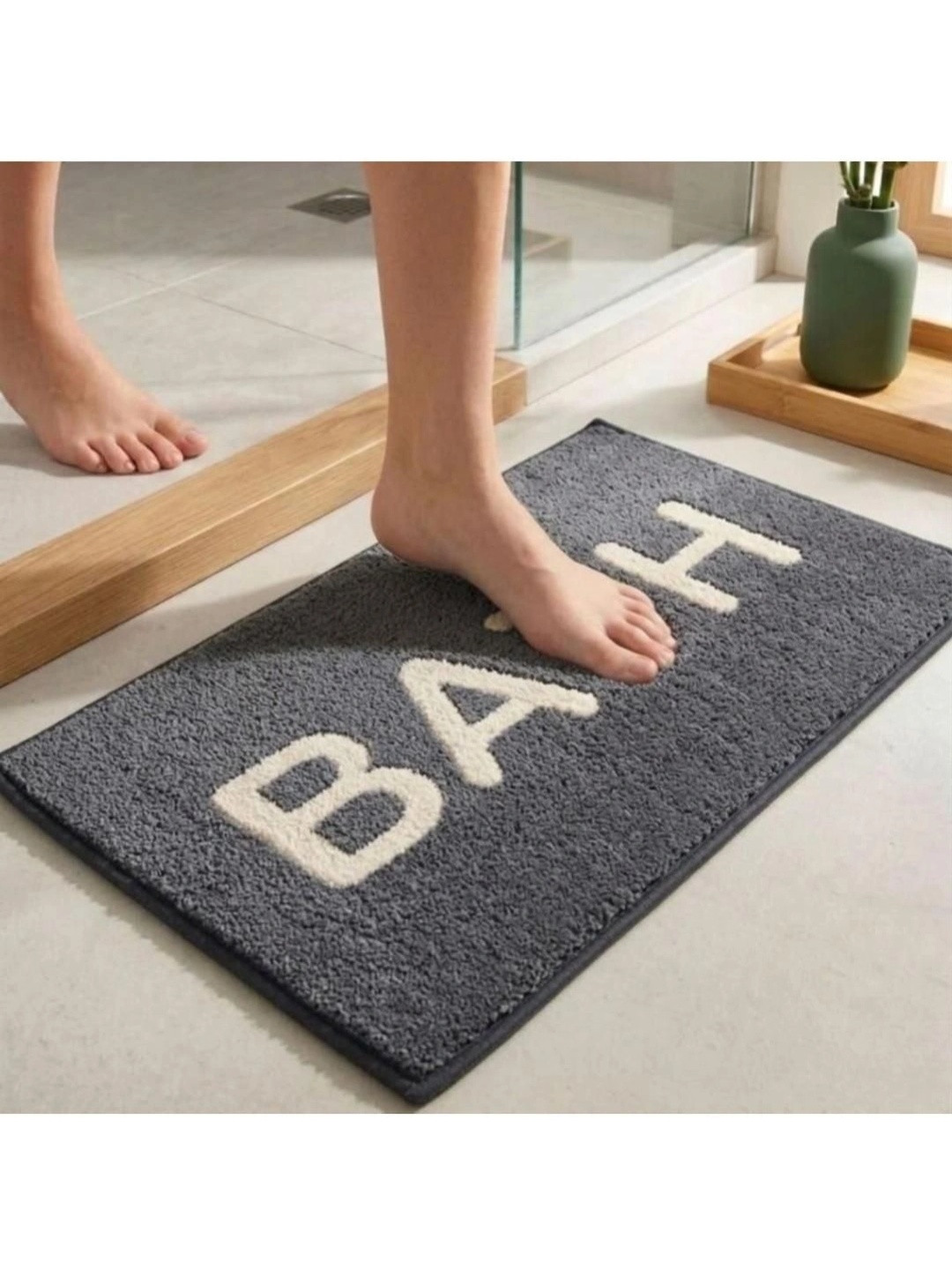 Athom Trendz Black Printed Anti-Slip Bathmat 58x38 cm