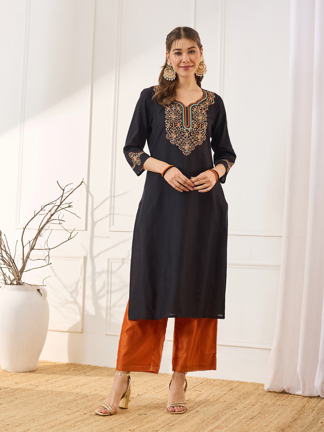 Anouk Women Embroidered Patchwork Kurta