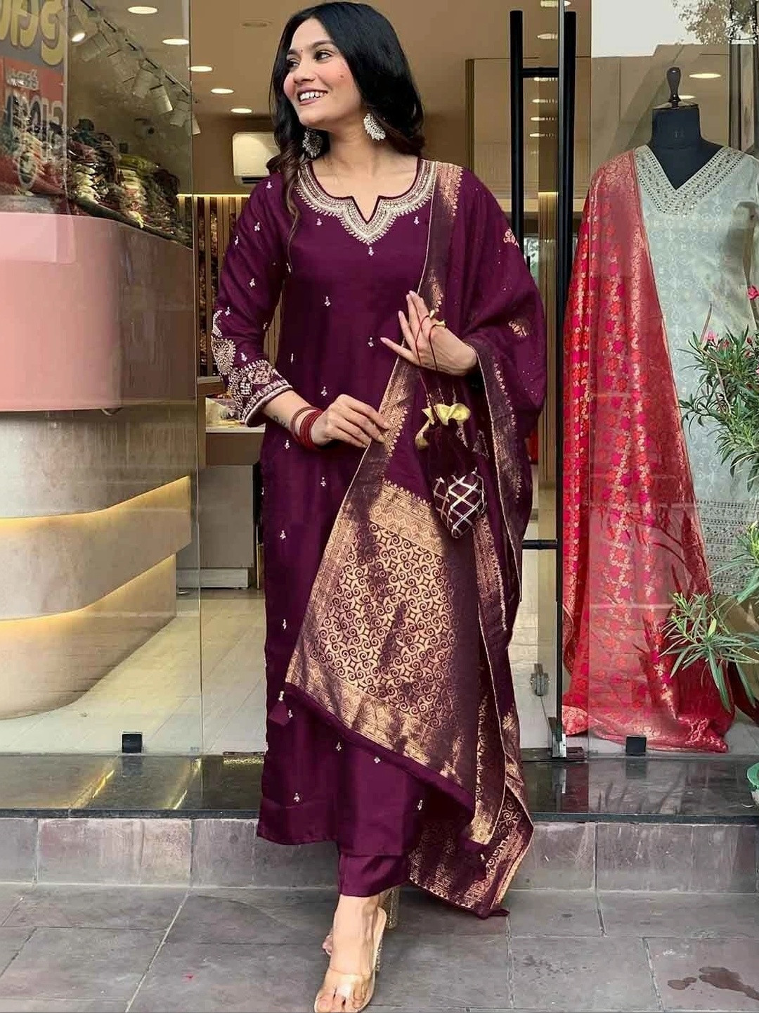 SITARRAA Women Ethnic Motifs Embroidered Regular Pure Cotton Kurta with Trousers & With Dupatta