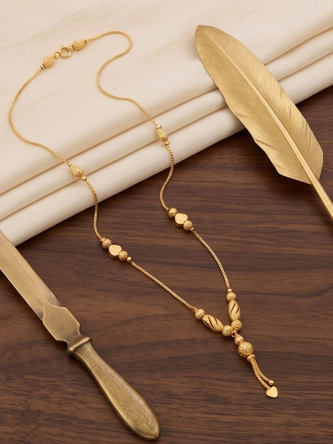 Bagdo Gold-Plated Artificial Stones and Beads Mangalsutra