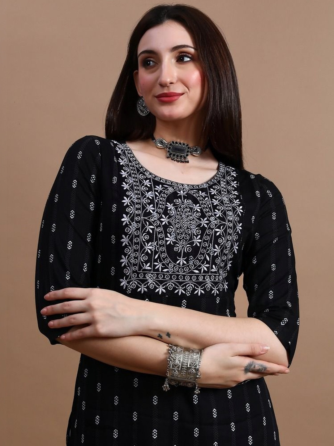 Anouk Mirage Women Ethnic Motifs Embroidered Gotta Patti Kurta