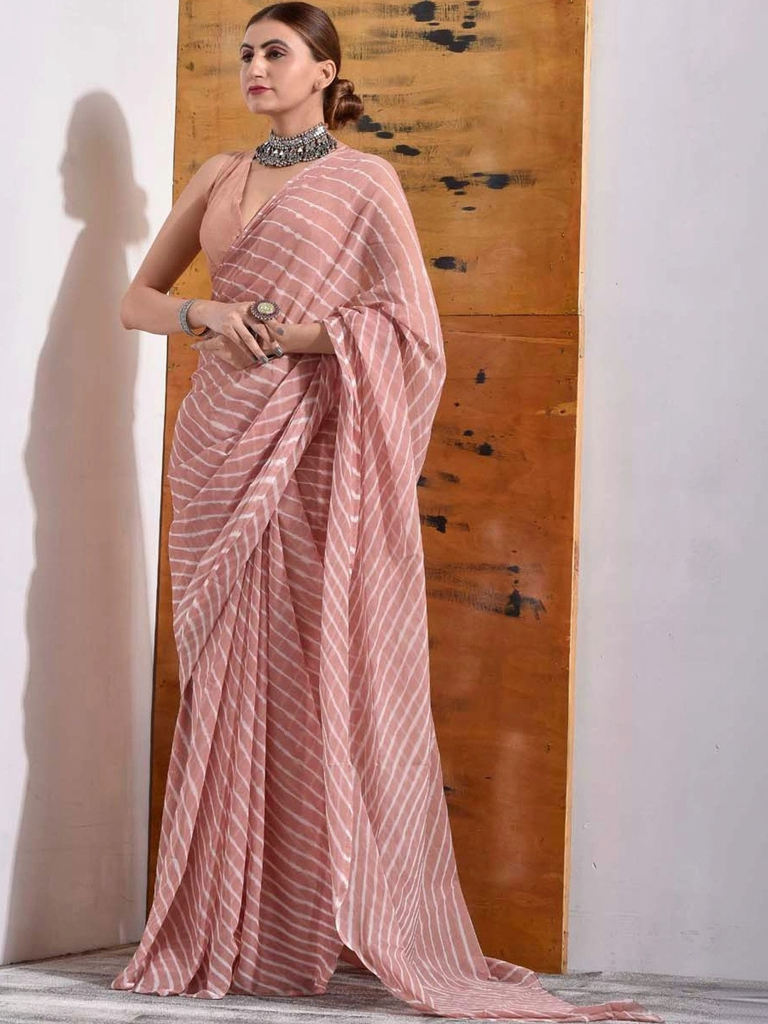 sutra attire Striped Poly Chiffon Leheriya Saree