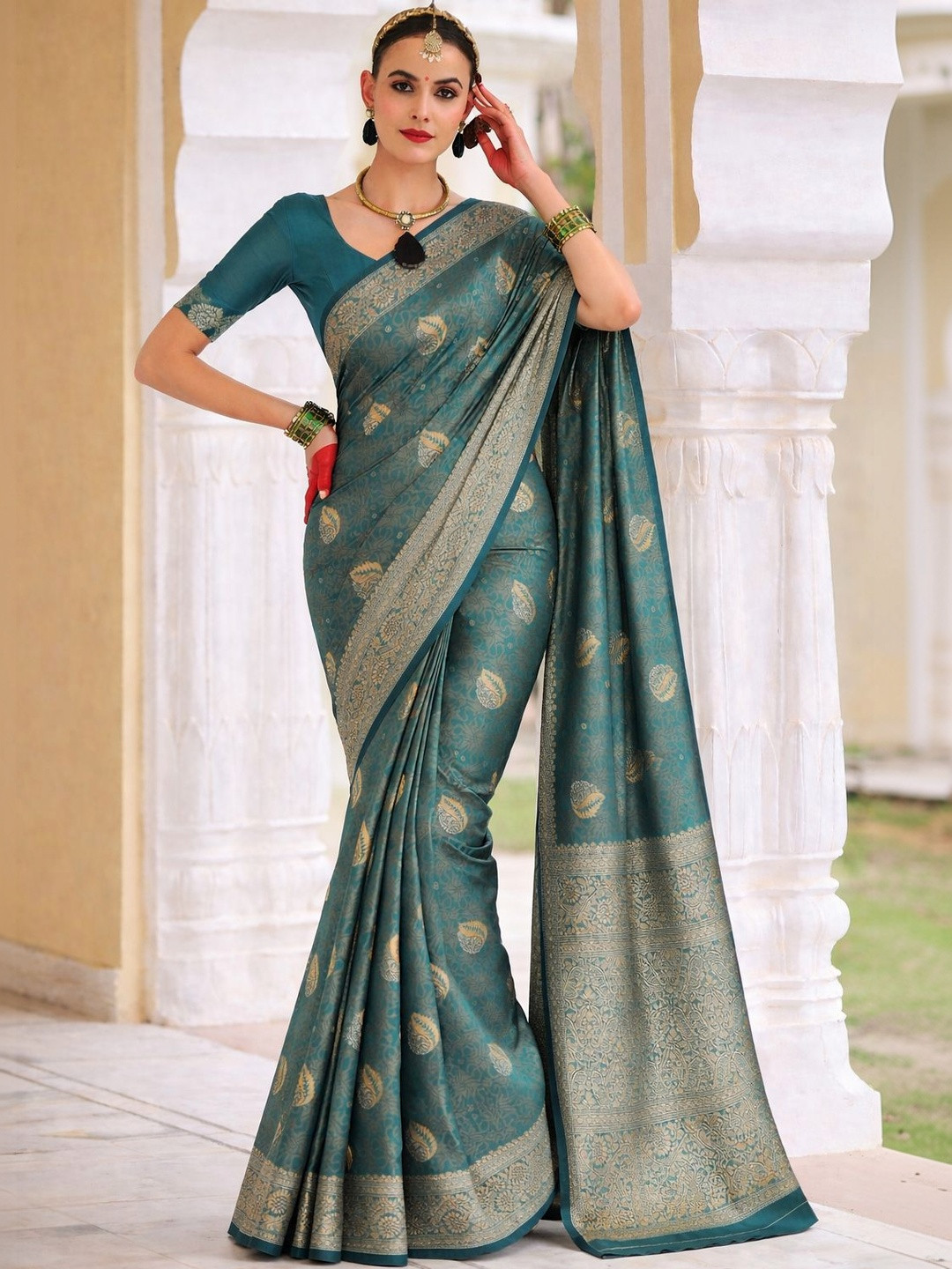 Anouk Ethnic Motifs Woven Design Zari Art Silk Banarasi Saree