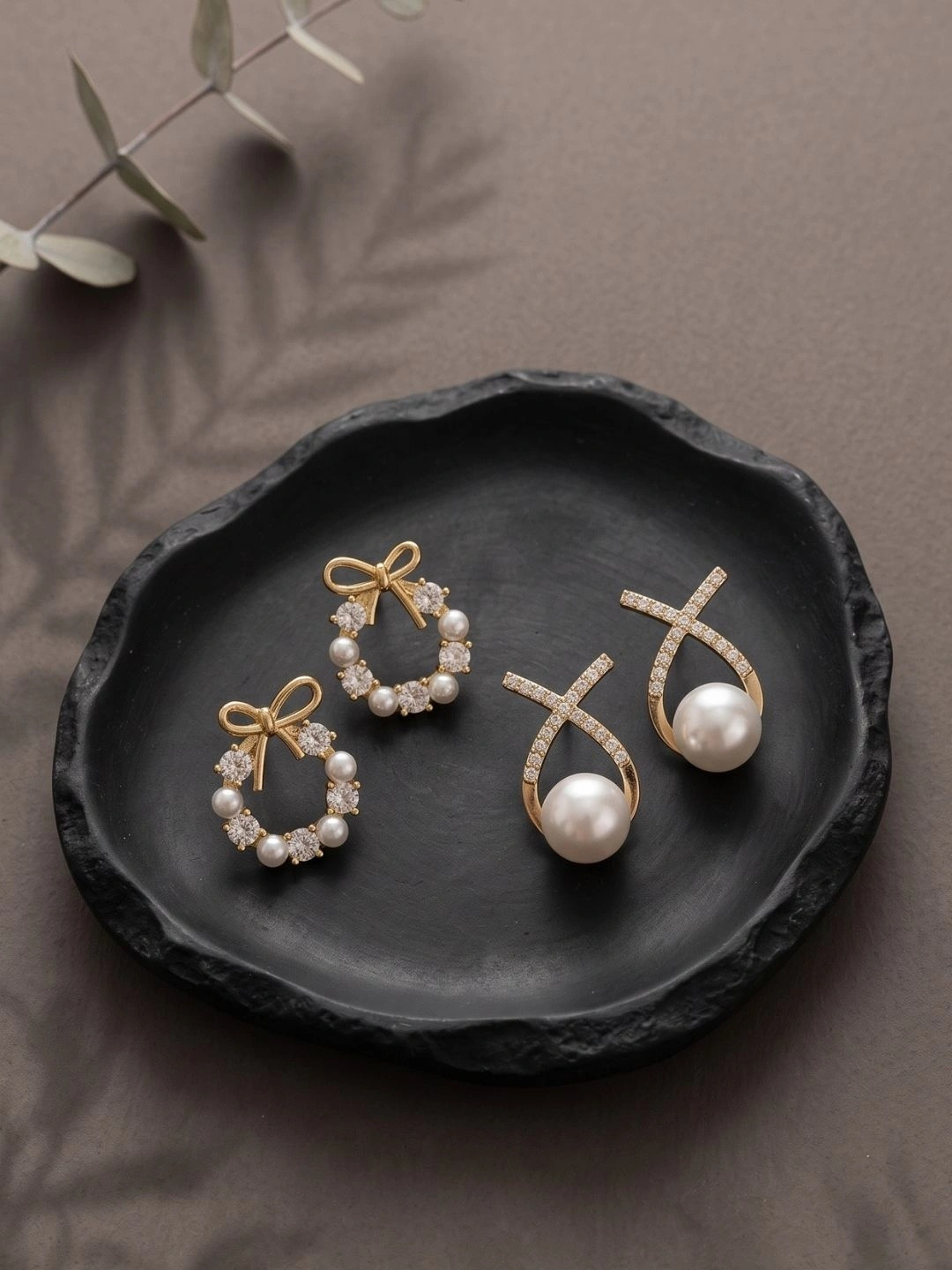 SEKOU Circular Studs Earrings