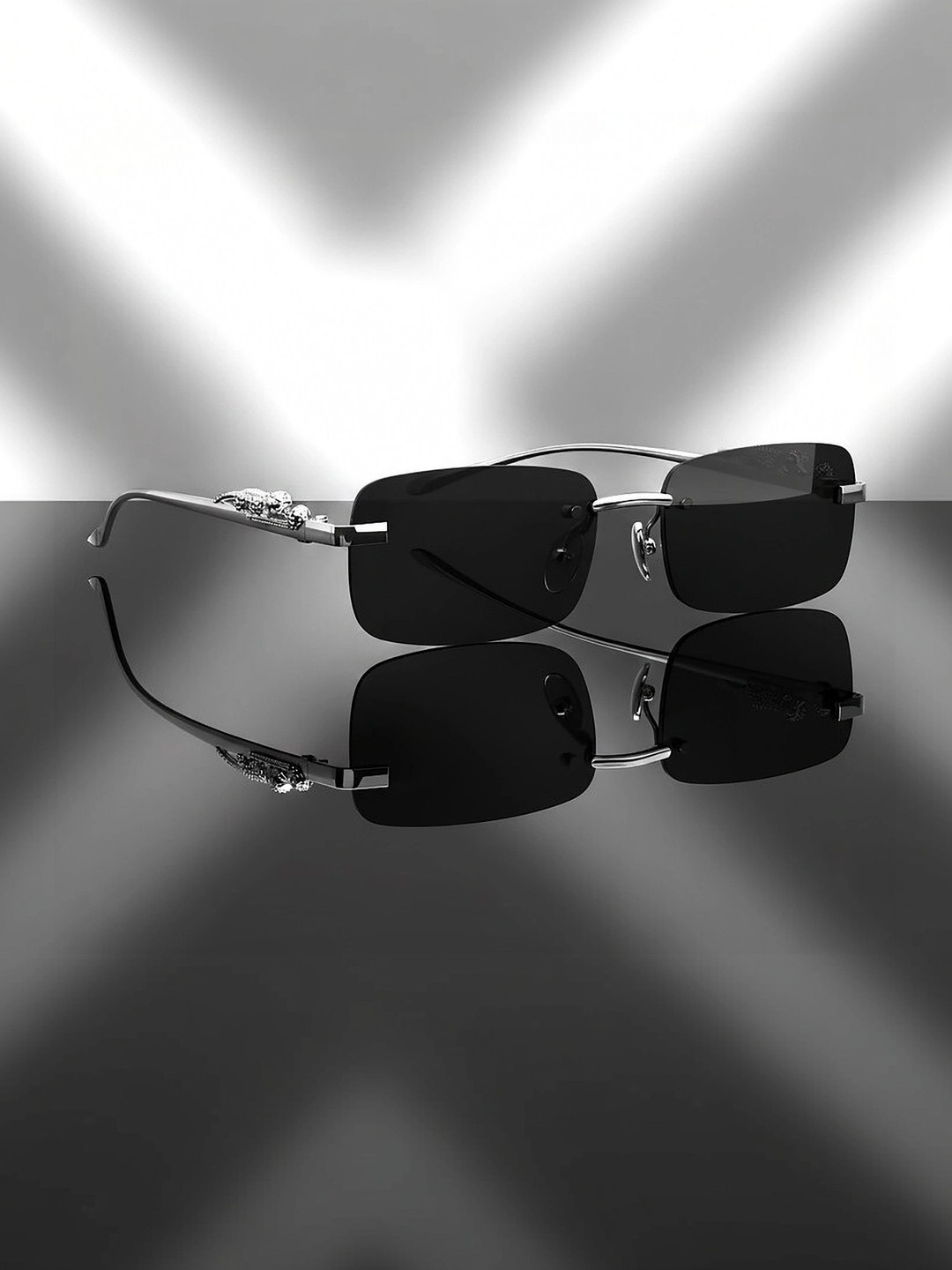 YOUTH CLUB Unisex Black Lens & Silver-Toned Rectangle Sunglasses with