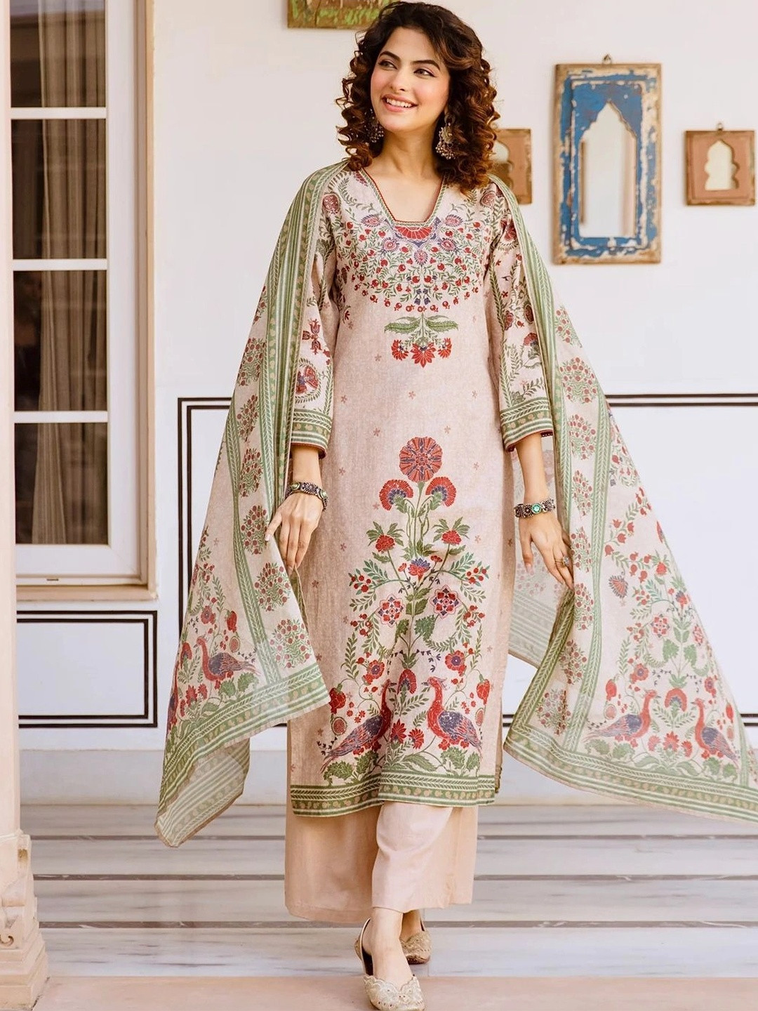 GoSriKi Women Ethnic Motifs Printed Regular Kurta with Trousers & With Dupatta