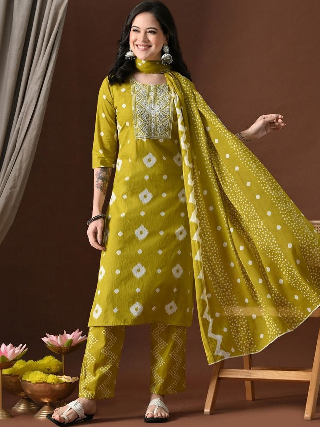 Anouk Women Ethnic Motifs Printed Regular Thread Work Pure Cotton Kurta with Trousers & With Dupatta