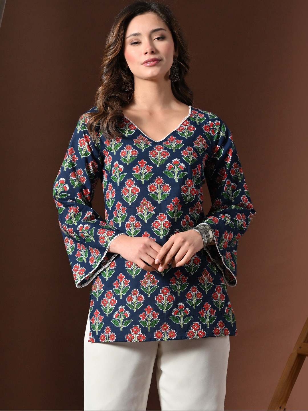 Anouk Floral Printed V-Neck Pure Cotton Blend Kurti