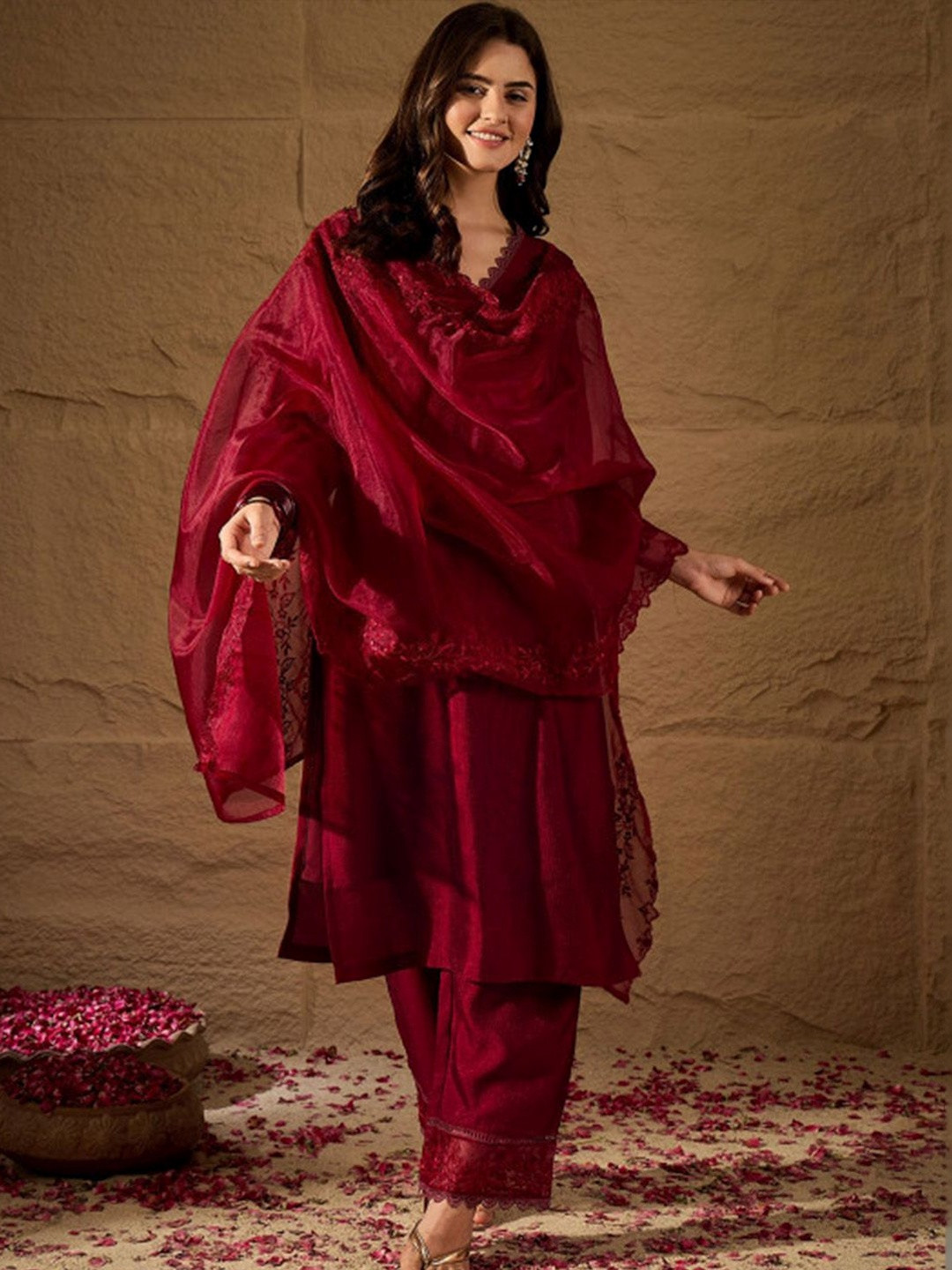 Anouk Mirage Women Ethnic Motifs Regular Thread Work Kurta with Trousers & With Dupatta