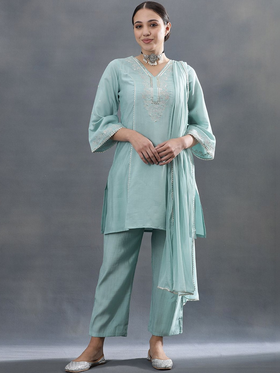 Anouk Women Ethnic Motifs Embroidered Regular Thread Work Kurta with Trousers & With Dupatta