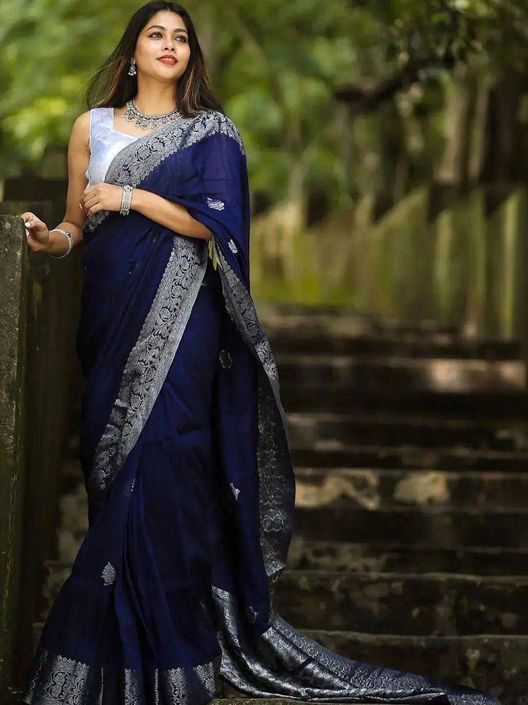Anouk Ethnic Motifs Zari Silk Blend Handloom Mysore Silk Saree