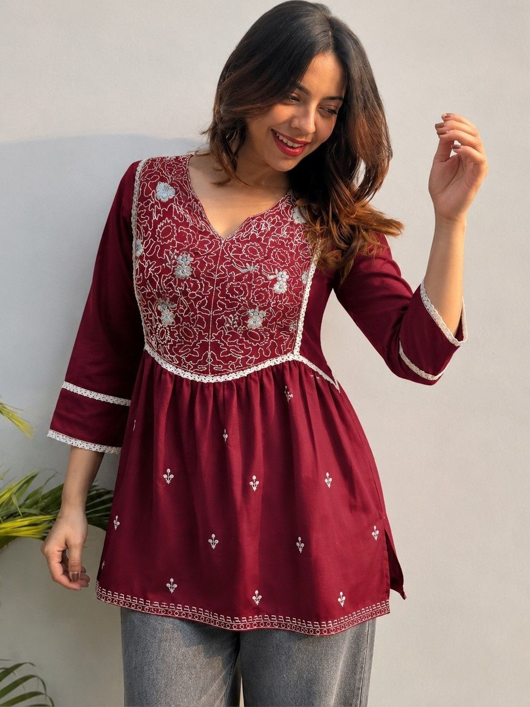 Anouk Women Embroidered Thread Work Kurta
