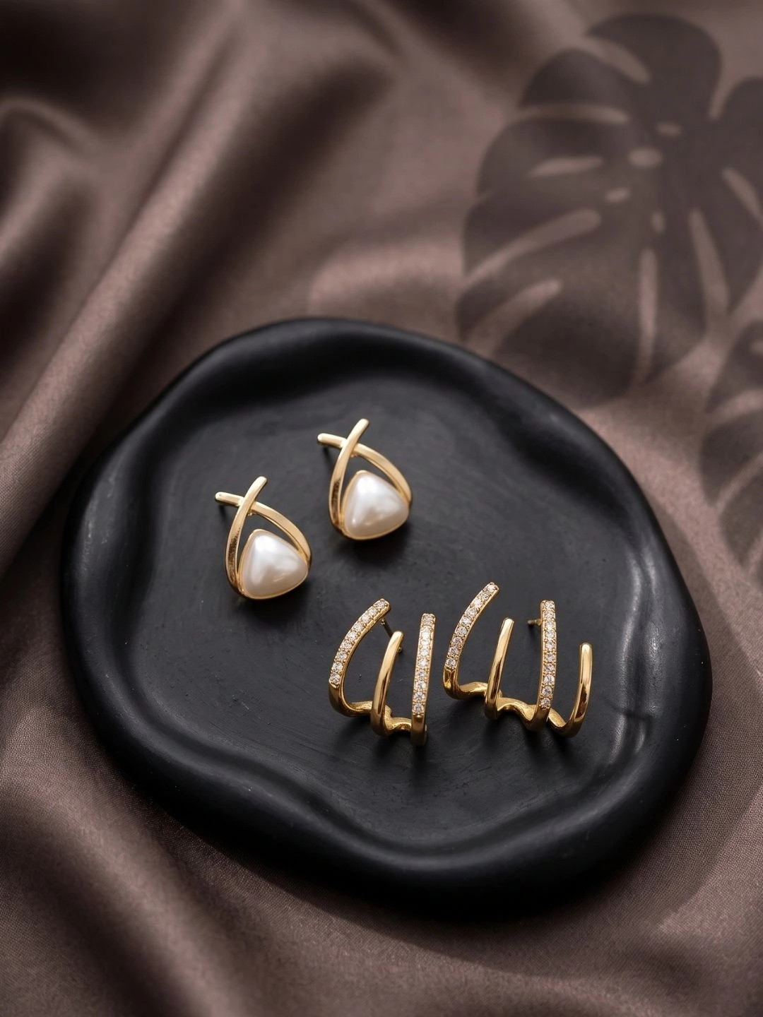 SEKOU Geometric Studs Earrings